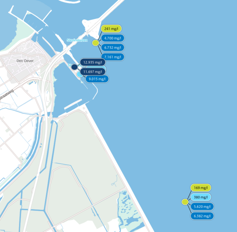uitsnede van de kaart van waterinfo.nl met het zoutgehalte in het IJsselmeer nabij Den Oever vlakbij de sluis. uitsnede van de kaart van waterinfo.nl met het zoutgehalte in het IJsselmeer nabij Den Oever vlakbij de sluis.